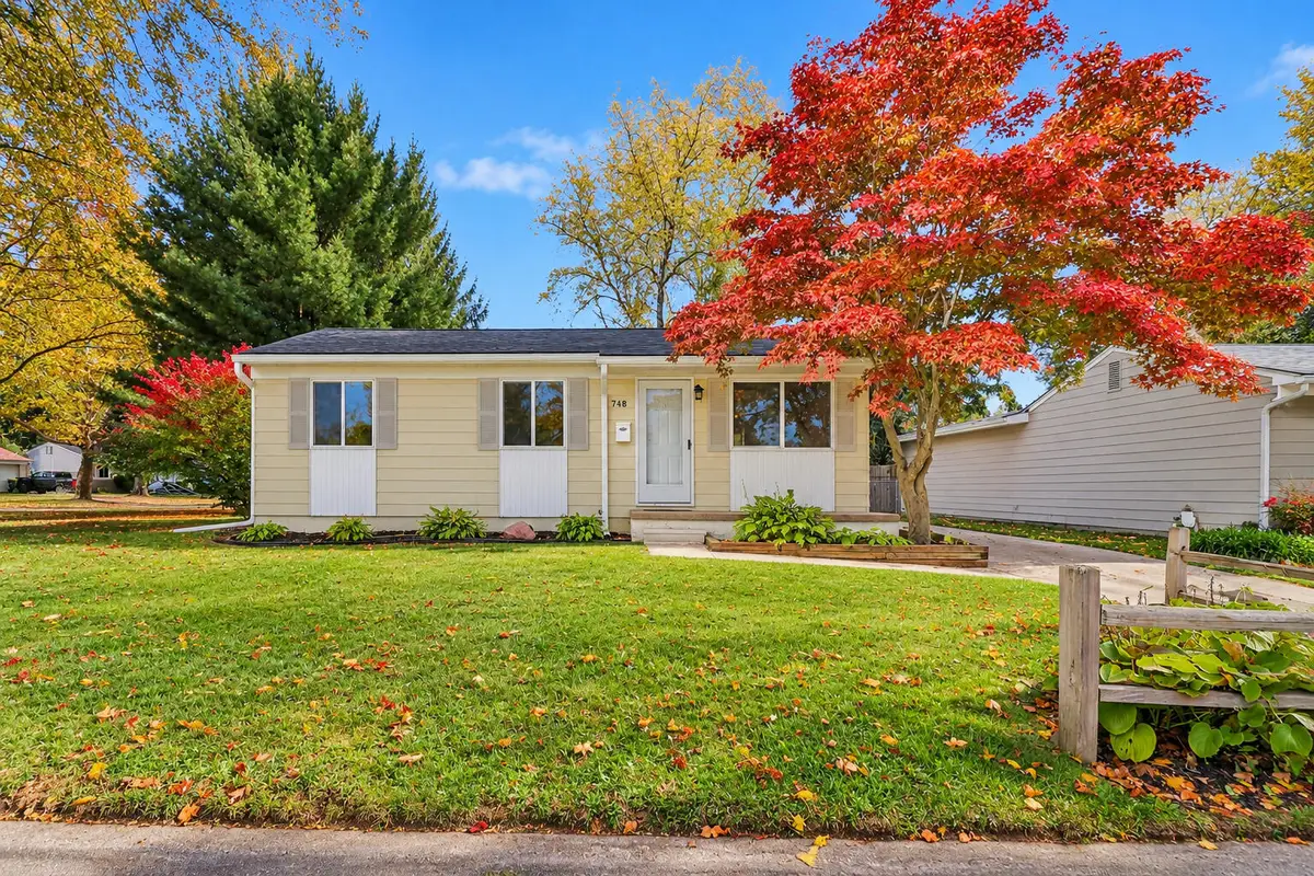 748 Glenwyth Road, Brighton, MI 48116 - #1