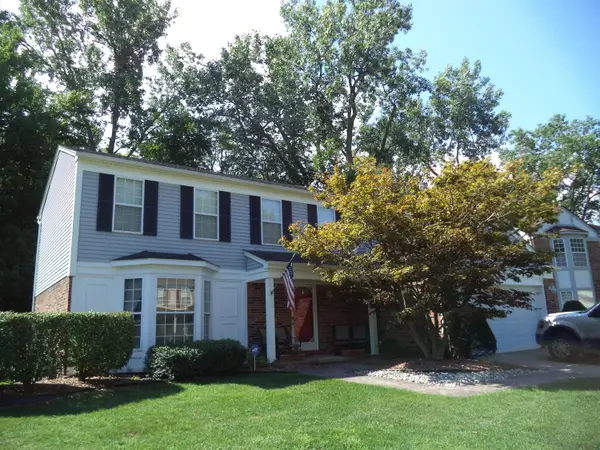 33831 Whitewood Place, Westland, MI 48185