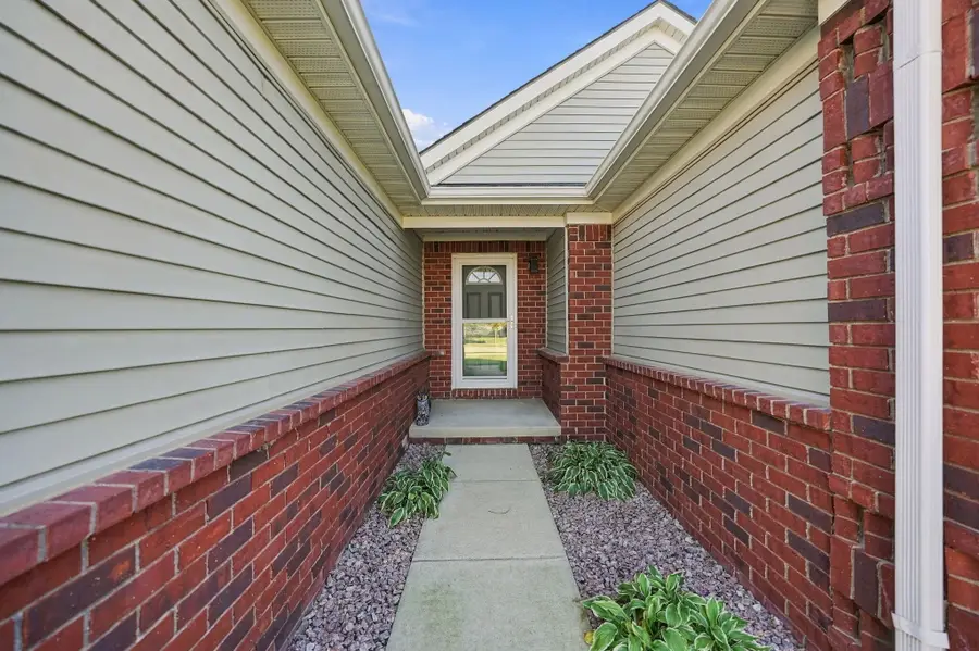 733 Sommersby Street, Dundee, MI 48131 - #3