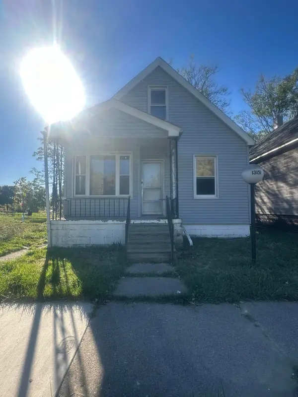 13151 Mackay Street, Detroit, MI 48212