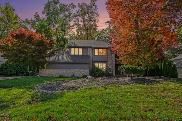 30449 Huntsman Drive W, FarmingtonHills, MI 48331