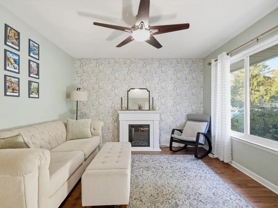 1740 Dover Court, Ypsilanti, MI 48198 - #3