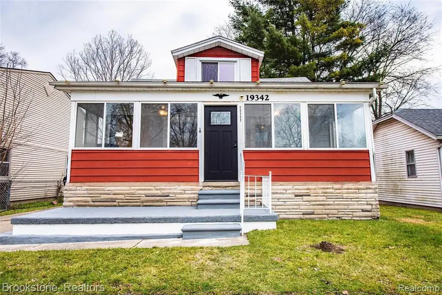 19342 Negaunee, Redford, MI 48240 - #2