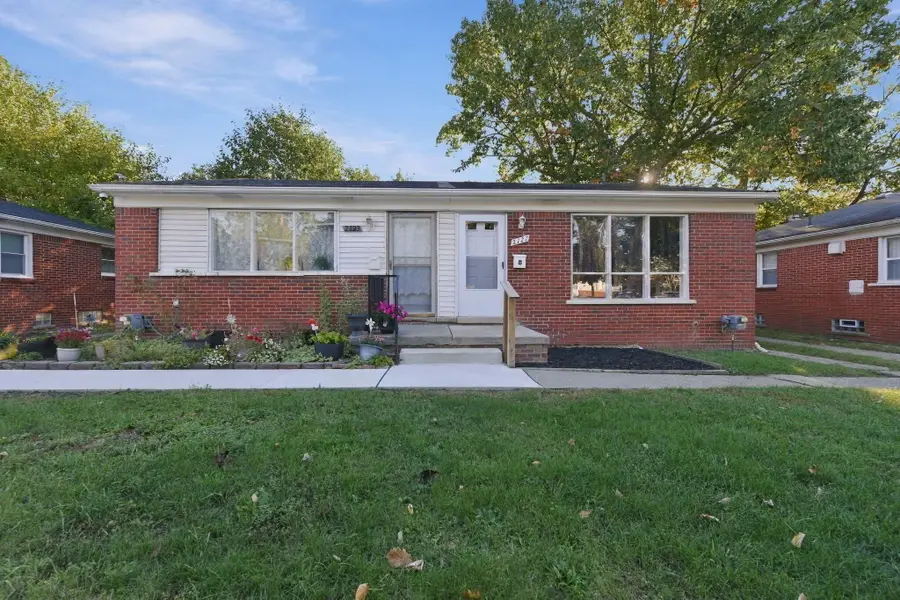2127 Ackley Avenue, Westland, MI 48186 - #2