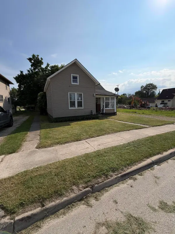 8881 Avoca Road, Avoca, MI 48006