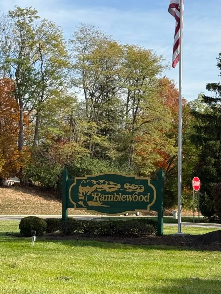 29773 Deer Run, Farmington Hills, MI 48331 - #2