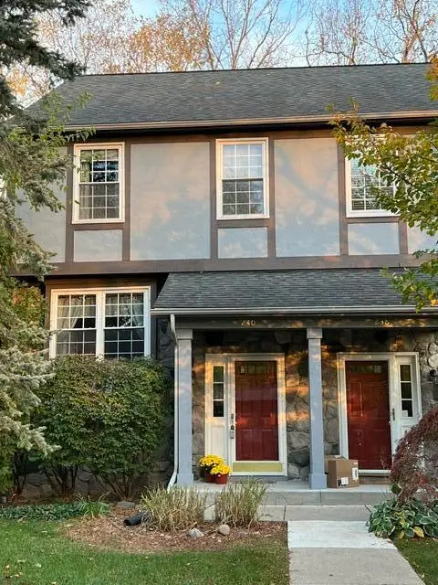 240 Lyn Anne Court, AnnArbor, MI 48103
