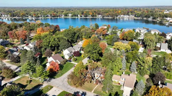 8282 Woodspur Drive, Unknown, MI 48382