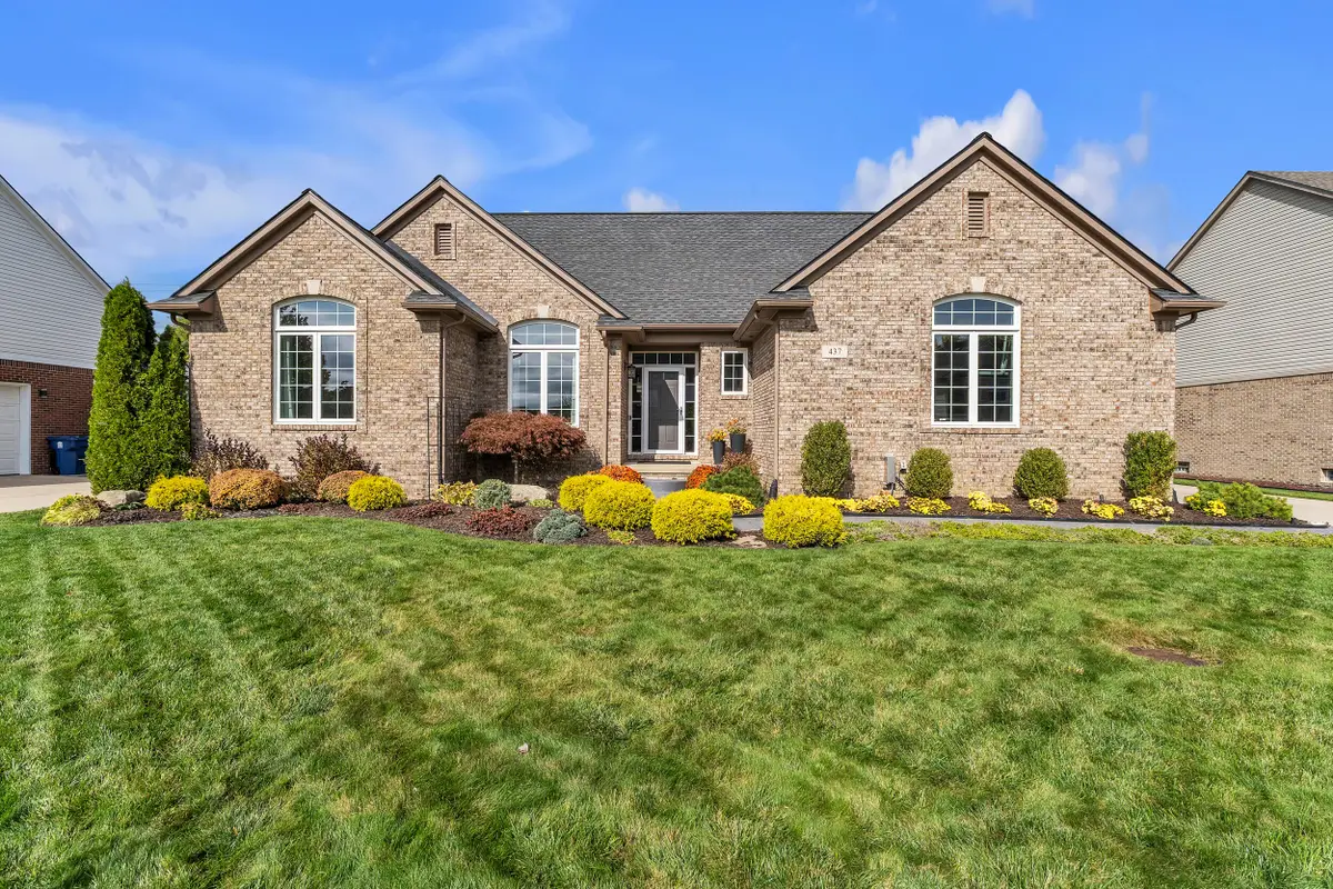 437 W Canford Park, Canton, MI 48187 - #1