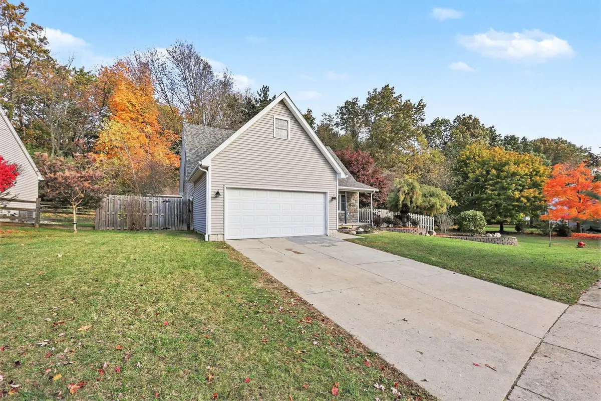 511 W Caneel Drive, Tecumseh, MI 49286 - #1