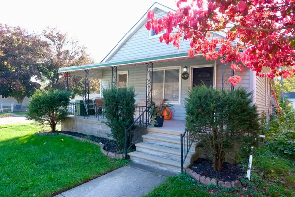 27801 Long Street, Livonia, MI 48152