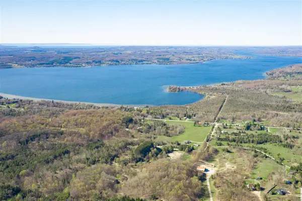 0 Timberlee, Traverse City, MI 49684