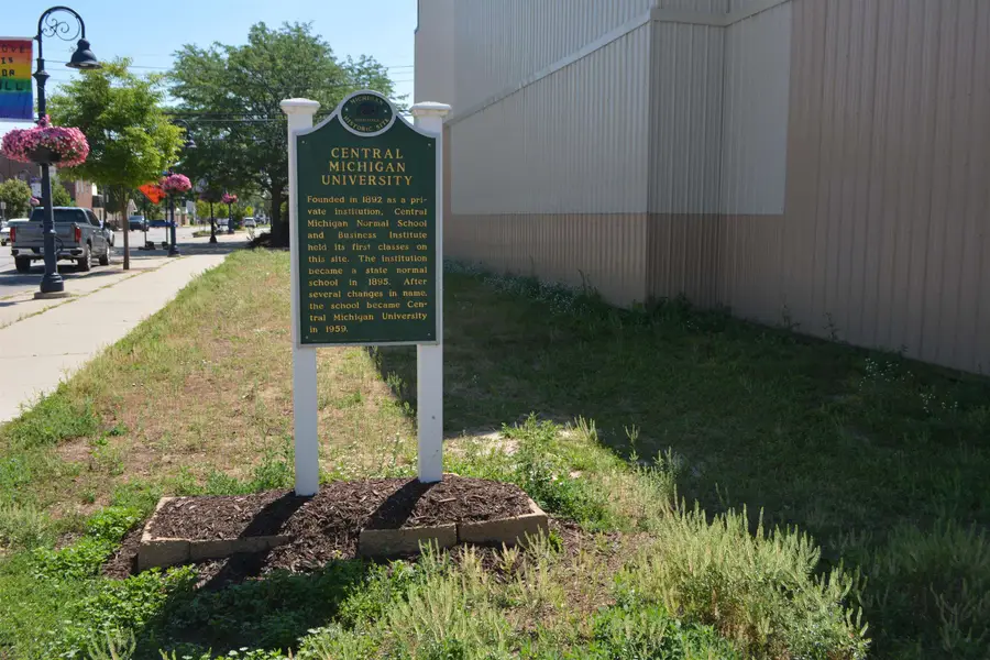 201 S Main, Mount Pleasant, MI 48858 - #2