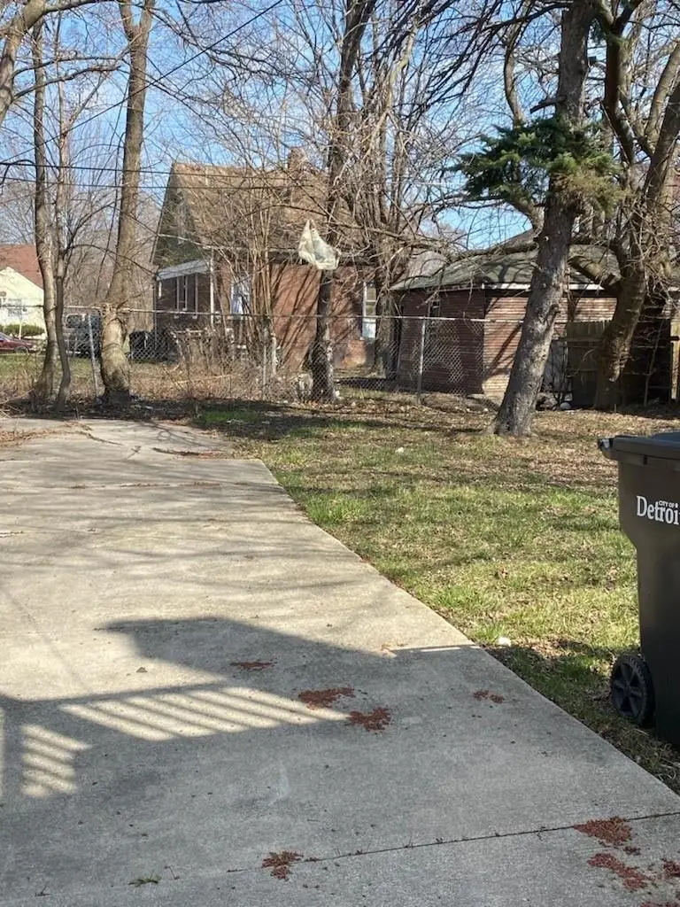 10865 E Outer, Detroit, MI  - Image #3