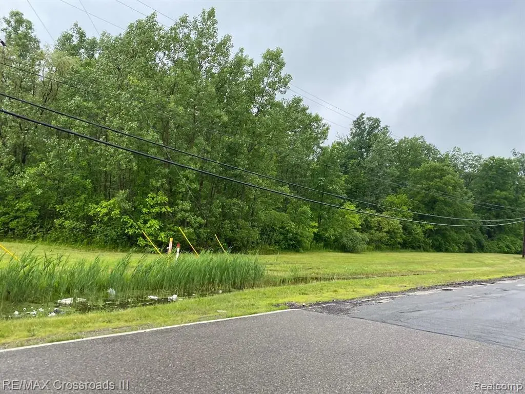 OOOOO Grant Wahrman, Romulus, MI 48174 - Image #1