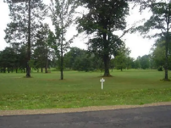 13 White Pine, Harrison, MI 48625