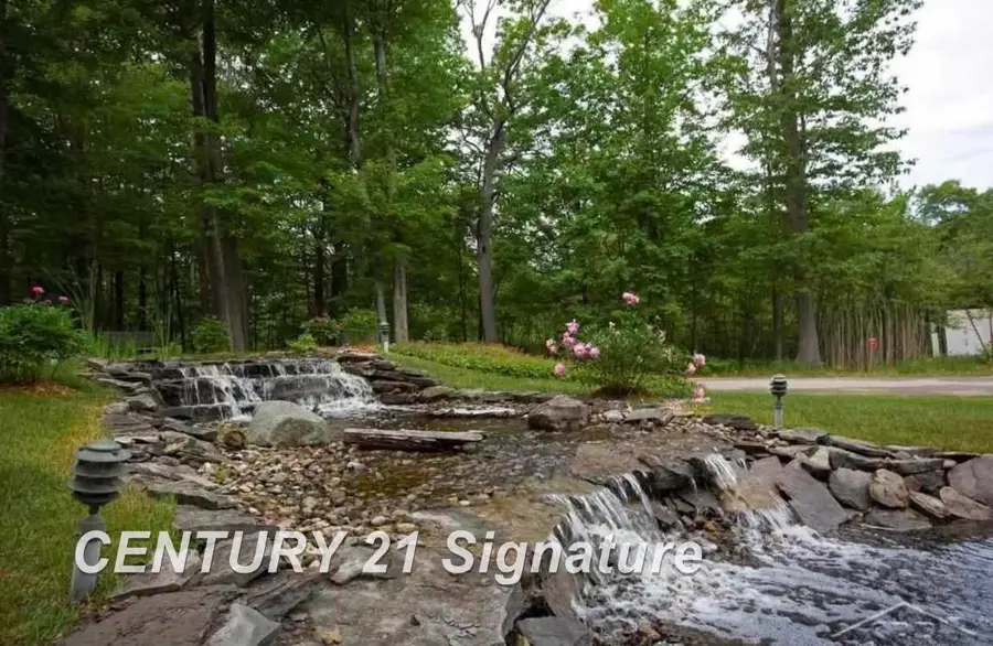 5715 County Kerry, Caseville, MI 48725 - Image #3