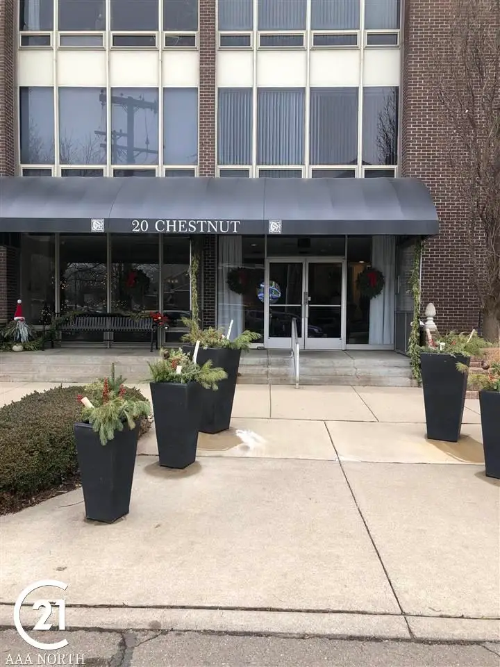 20 Chestnut, Wyandotte, MI 48192 - Image #1