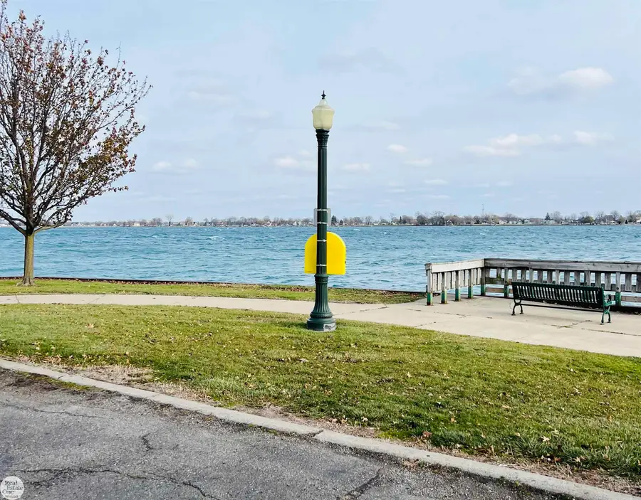 536 S Water St 2a, Marine City, MI 48039 - Image #3