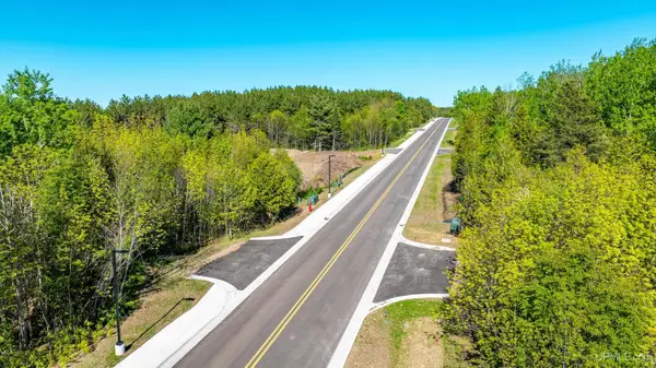 TBD4 Dolomite, Hancock, MI 49930