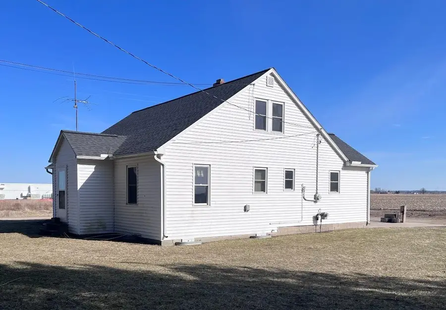 1066 E Pinconning, Pinconning, MI 48650 - Image #2