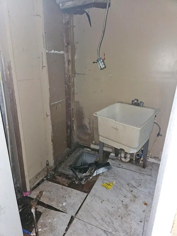 1851 Seymour, Flint, MI 48503 - #2