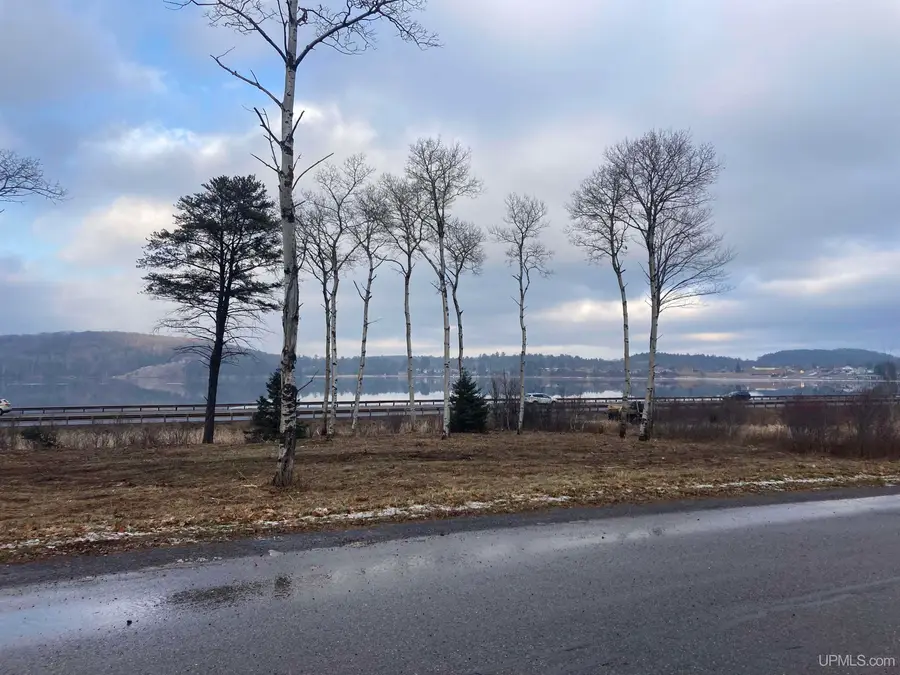 260 Water, Negaunee, MI 49866 - Image #3