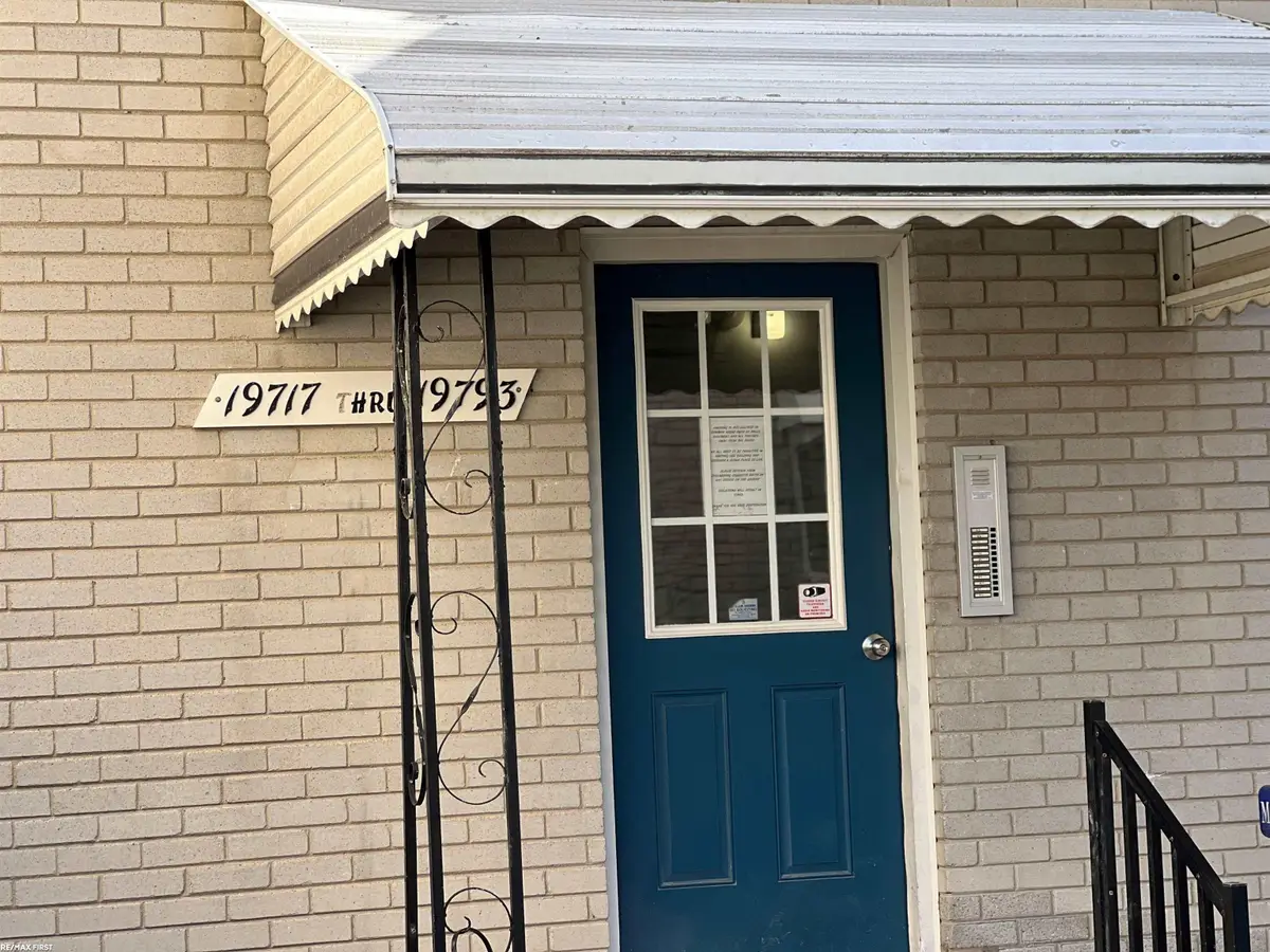 19791 Martin #11, Saint Clair Shores, MI 48081 - Image #1