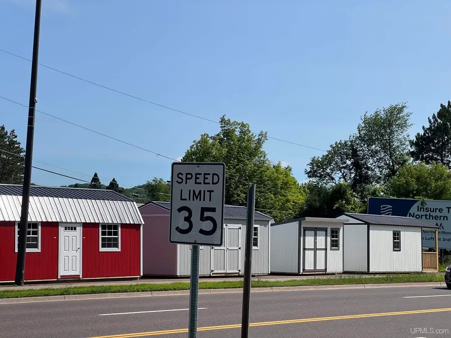 600 E Cloverland, Ironwood, MI 49938 - Image #3