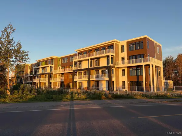 2401 N Lakeshore #Unit 14 (Floor Plan C), Marquette, MI 49855