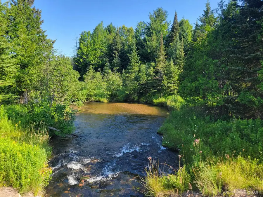 6382 Us41, Marquette, MI 49855 - Image #2