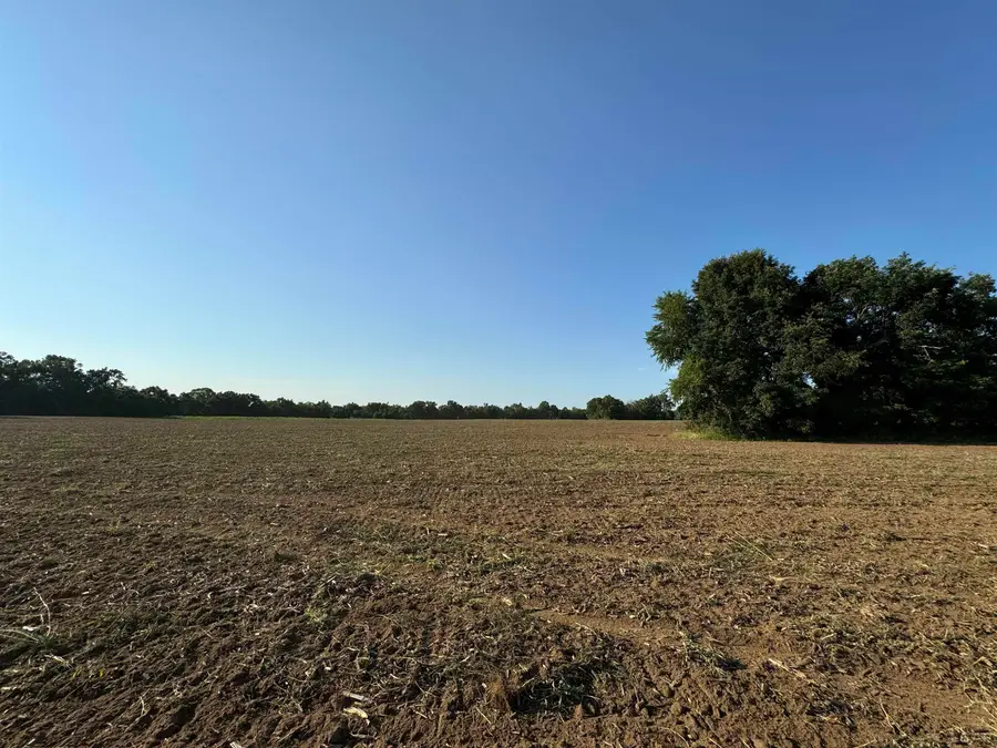 3811 Torin, Adrian, MI 49221 - Image #2