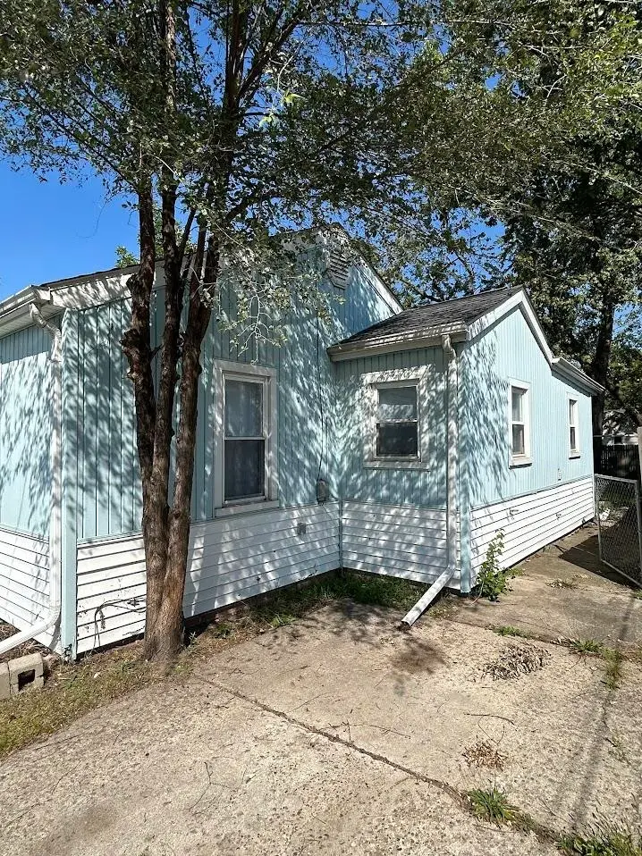 1453 Carman, Burton, MI 48529 - Image #3