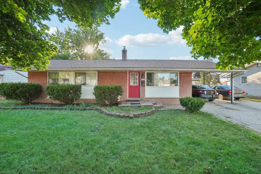 34559 Chope, Clinton Township, MI 48035 - #2