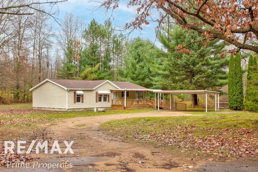 7118 Irish, Millington, MI 48746 - #2