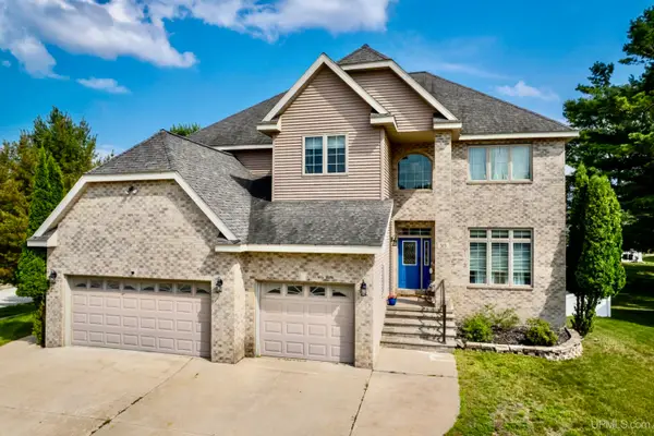 513 S 32nd, Escanaba, MI 49829