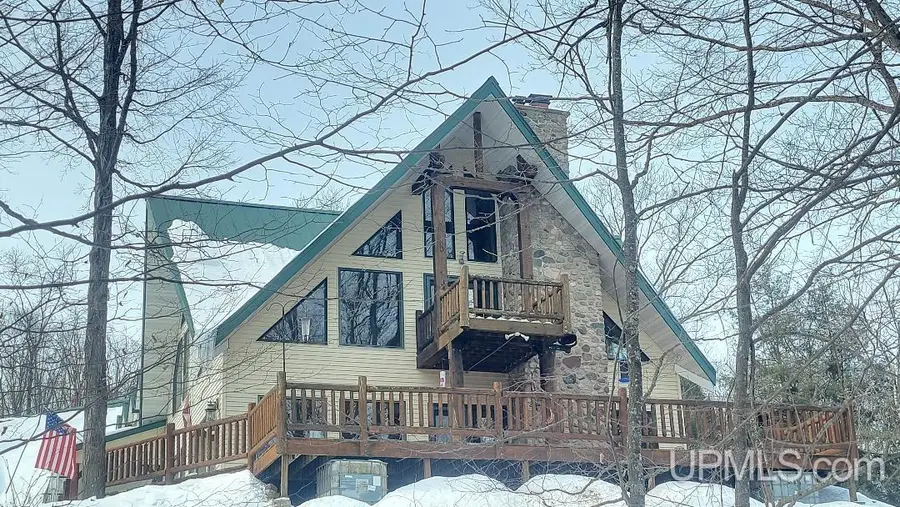 W8310 Meyer, Middle Inlet, WI 54114 - Image #2