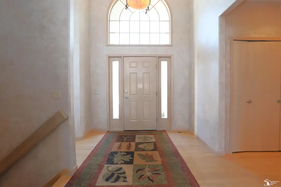 7241 Hidden Valley, Lambertville, MI 48144 - #2