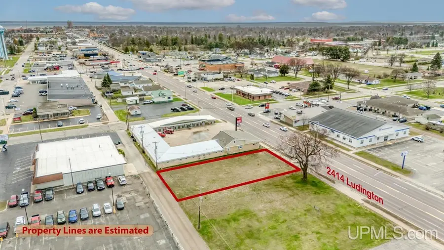2414 Ludington, Escanaba, MI 49829 - Image #2