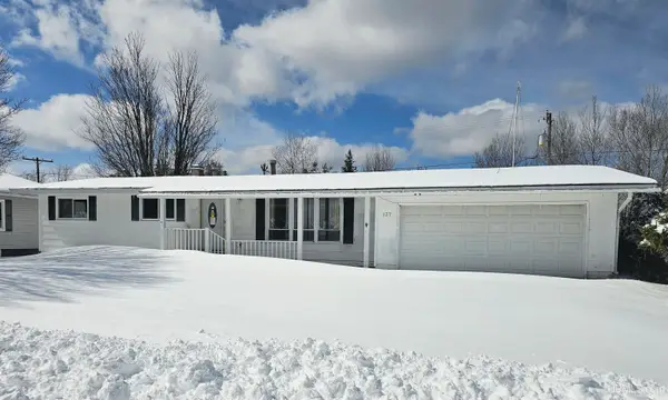 137 Hemlock, Republic, MI 49879