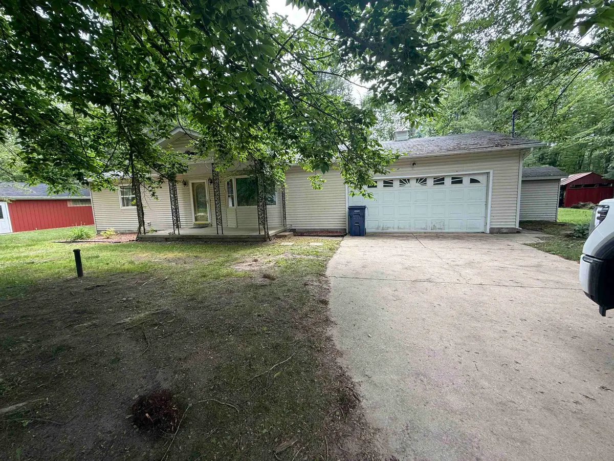 1247 W Youngs, Gladwin, MI 48624 - Image #1