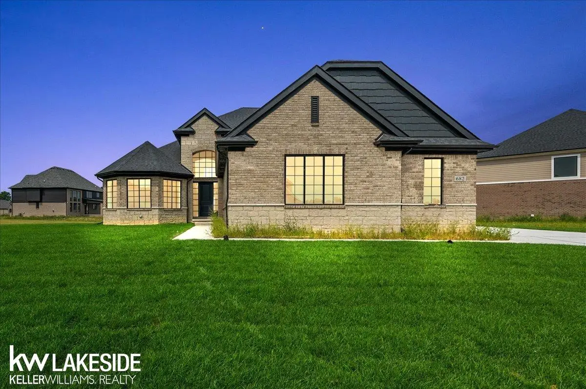 682 Westlake, Oxford, MI 48371 - Image #1