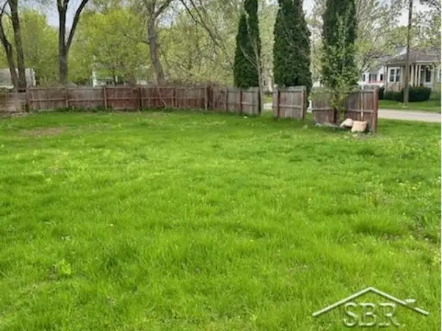 206 Villaire, Essexville, MI 48632 - Image #1