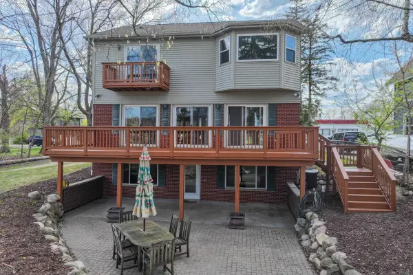 16191 Seymour, Argentine, MI 48451