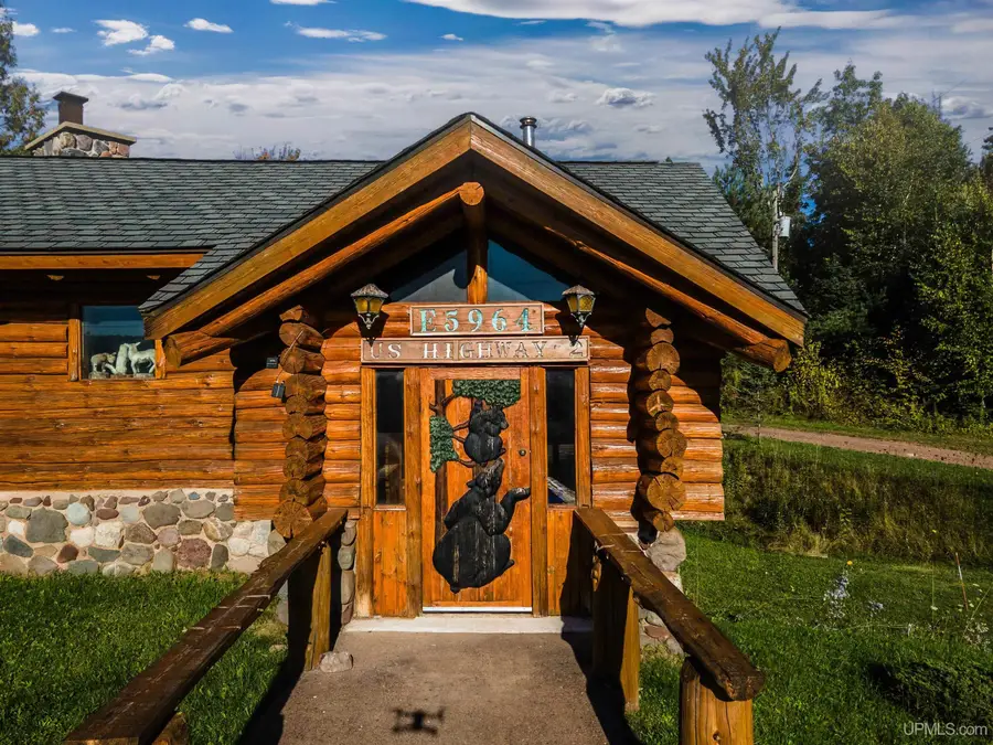 5964 E Us Hwy 2, Ironwood, MI 49938 - Image #2