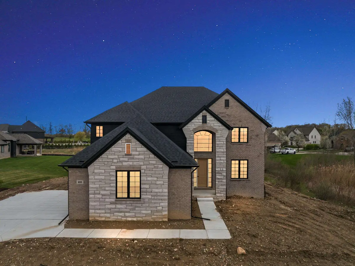 822 Westlake, Oxford, MI 48371 - #1