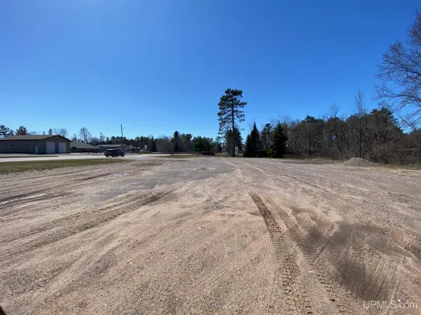 116 W M35, Gwinn, MI 49841