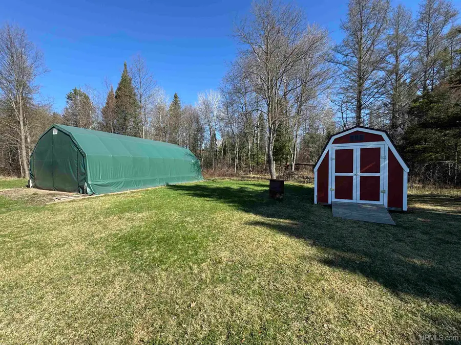 117 E Cemetery, Amasa, MI 49903 - Image #3