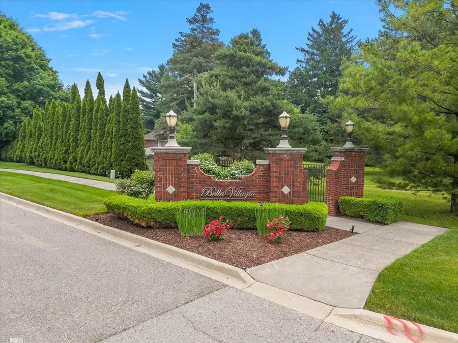 36270 Vita Bella, Clinton Township, MI 48035 - Image #3