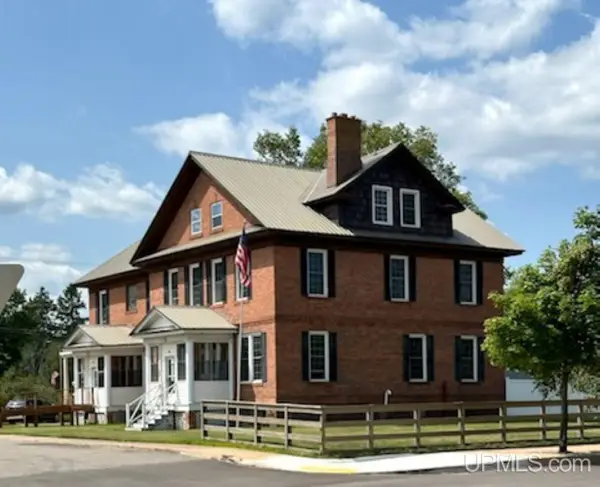 258 W Jasper, Gwinn, MI 49841